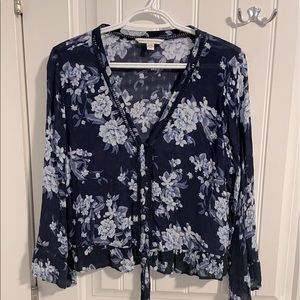 AE - floral blouse
